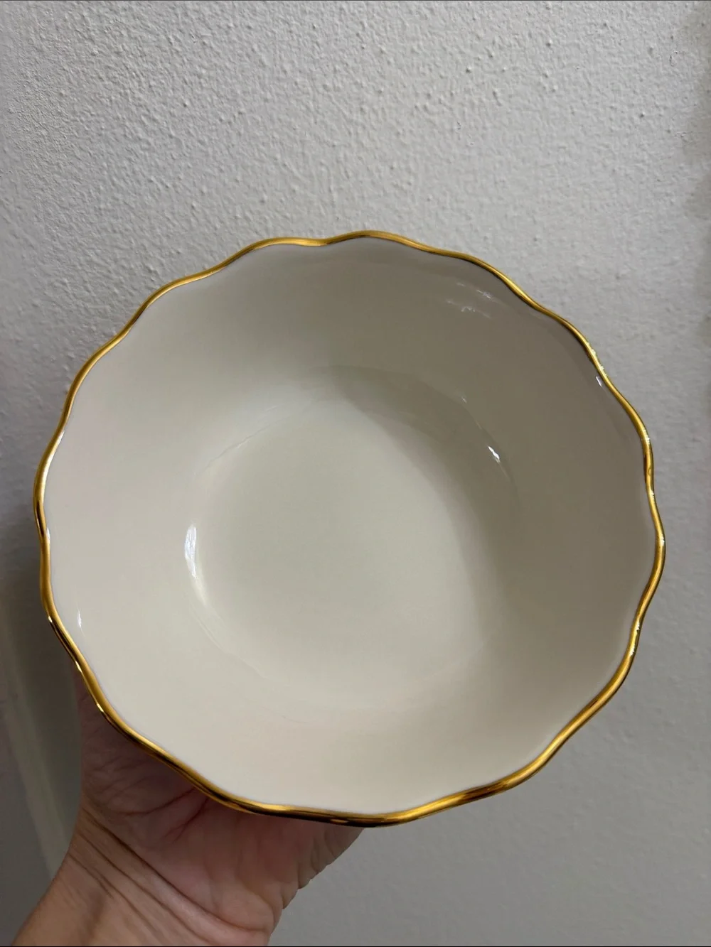 Lenox Cream Ceramic RETIRED Rose Blossom Pattern Bowl with Gold Rim